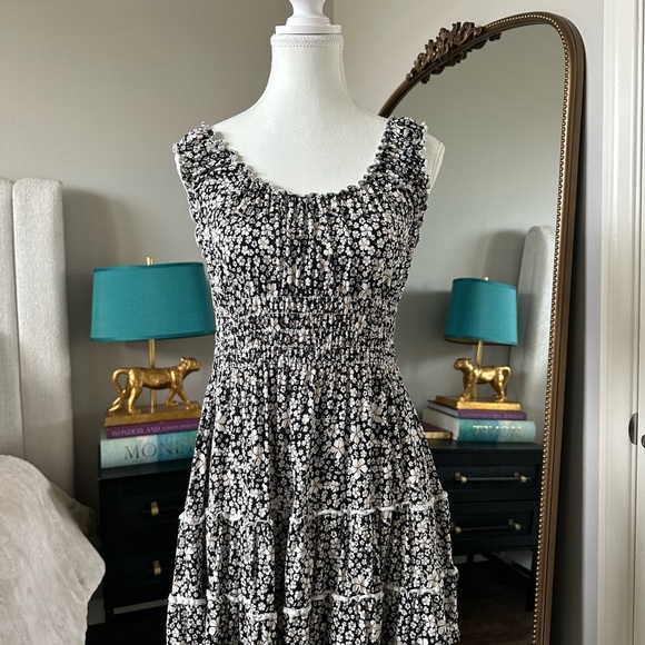 Ocean Drive | Floral Black and White Women's Dress - Picture 1 of 3